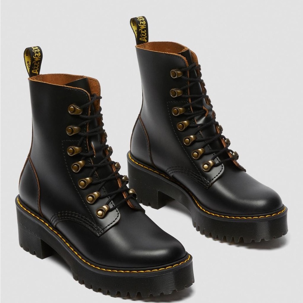 LEONA WOMEN'S VINTAGE SMOOTH LEATHER HEELED BOOTS NEW